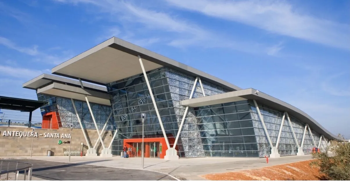 Exterior de la Estación AVE Antequera–Santa Ana