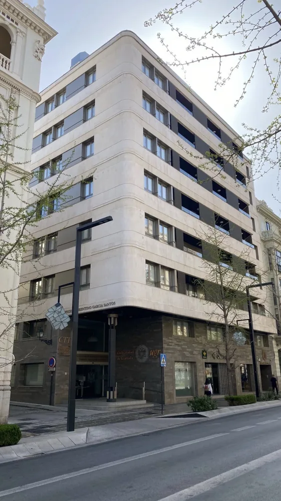 Edificio Gran Vía 48, Centro de Transferencia Tecnológica de la Universidad de Granada